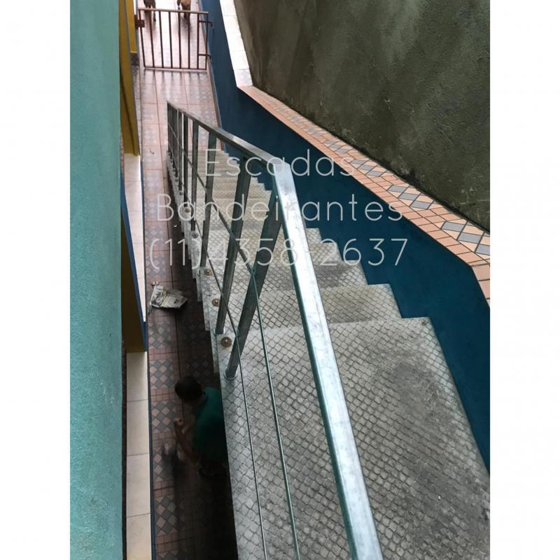 Corrimão de ferro galvanizado composto