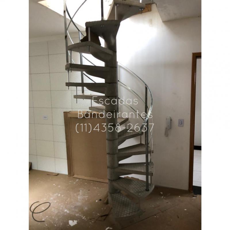 Corrimão de ferro galvanizado simples