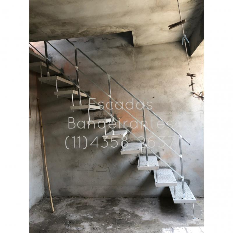 Corrimão de ferro galvanizado simples