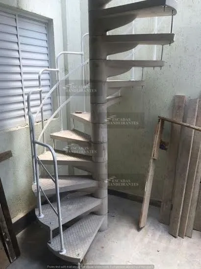 Corrimão de alumínio para escada caracol