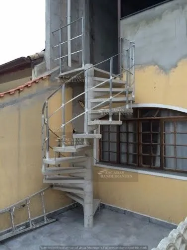 Escada caracol de concreto