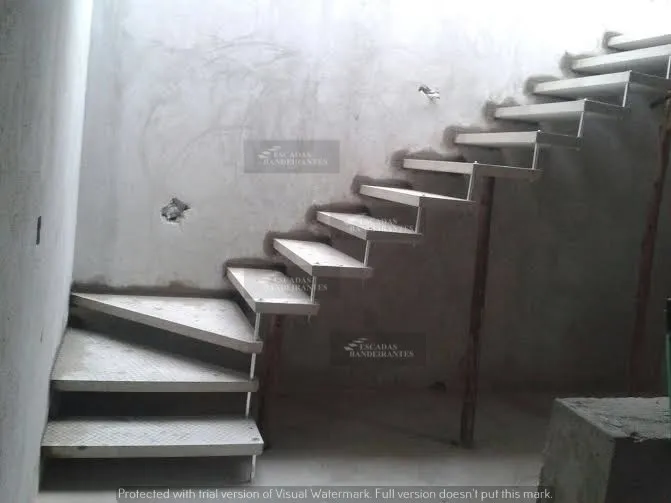 Escada de concreto em l