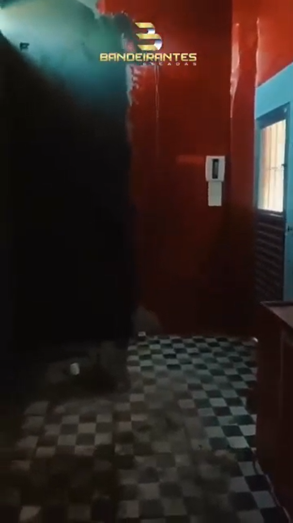 MÍDIAS SOCIAIS