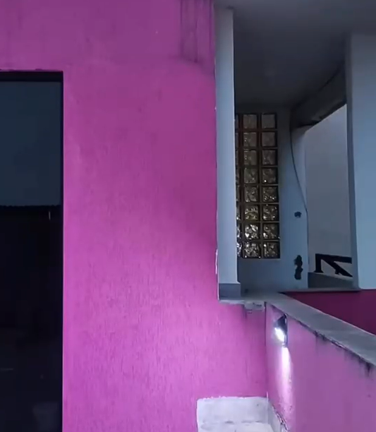 MÍDIAS SOCIAIS